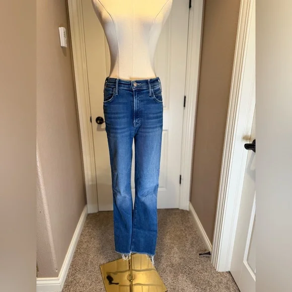 MOTHER The Hustler Ankle Fray in Grasping At Straws - Picture 6 of 11